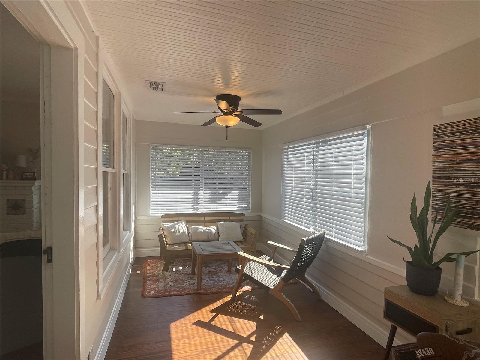 Image 18 of 31 For 2624 12th Street N 2