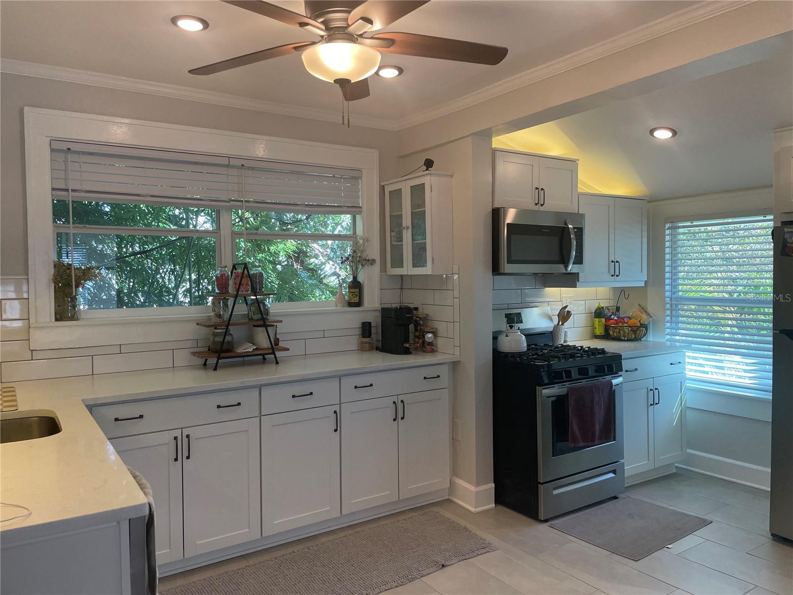 Image 4 of 31 For 2624 12th Street N 2