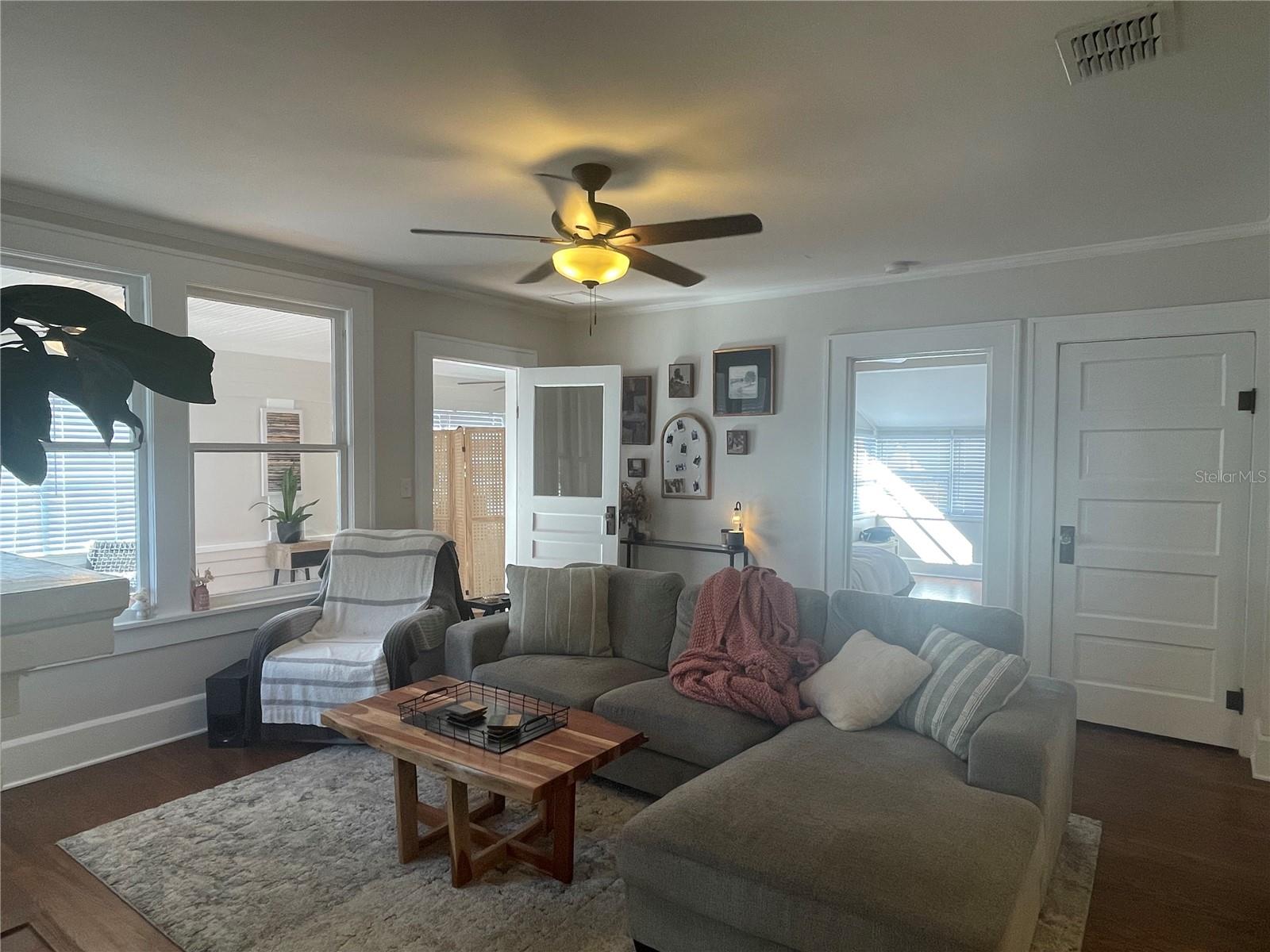 Image 6 of 31 For 2624 12th Street N 2