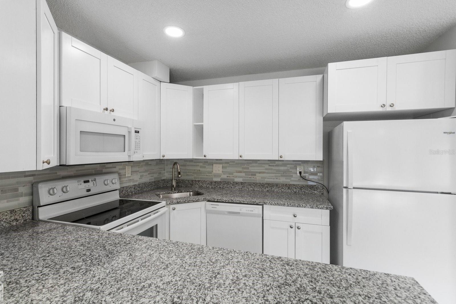 Image 10 of 38 For 2522 Pine Ridge Way S D2