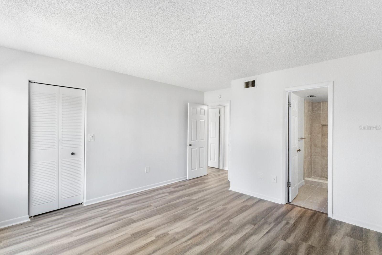 Image 13 of 38 For 2522 Pine Ridge Way S D2