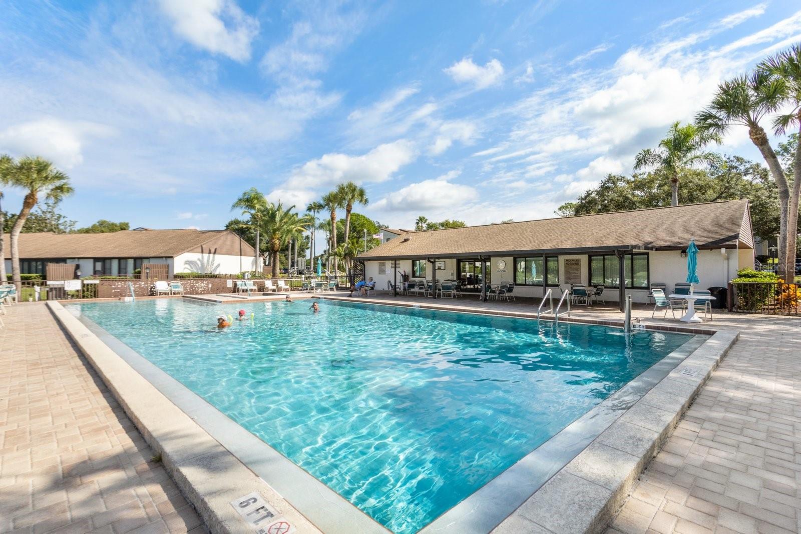 Image 22 of 38 For 2522 Pine Ridge Way S D2