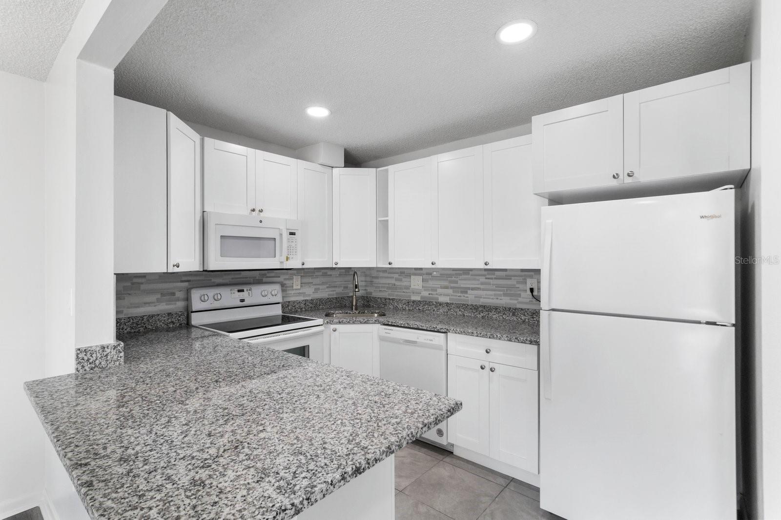 Image 9 of 38 For 2522 Pine Ridge Way S D2