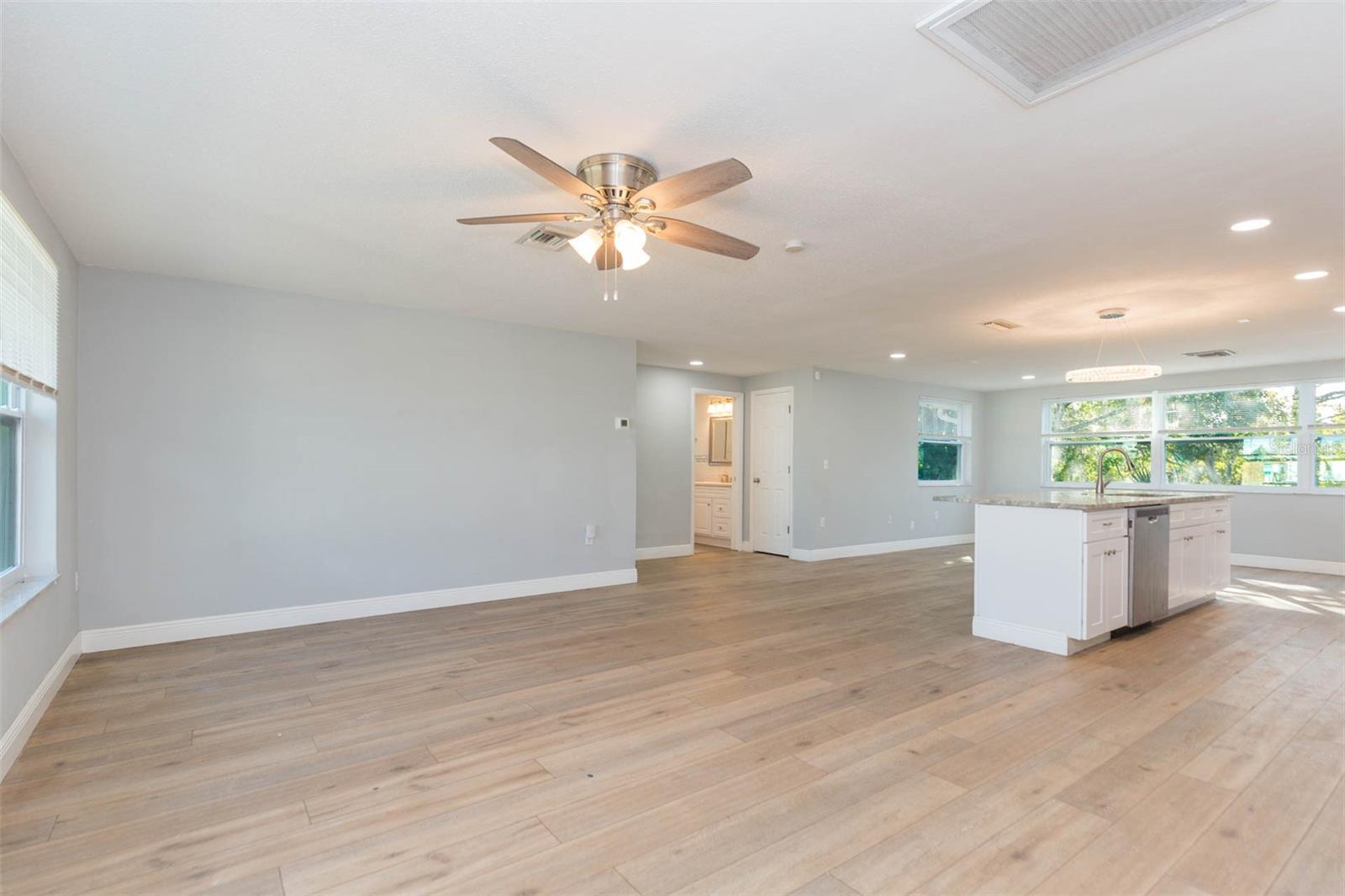 Image 4 of 36 For 7336 Cherry Laurel Drive