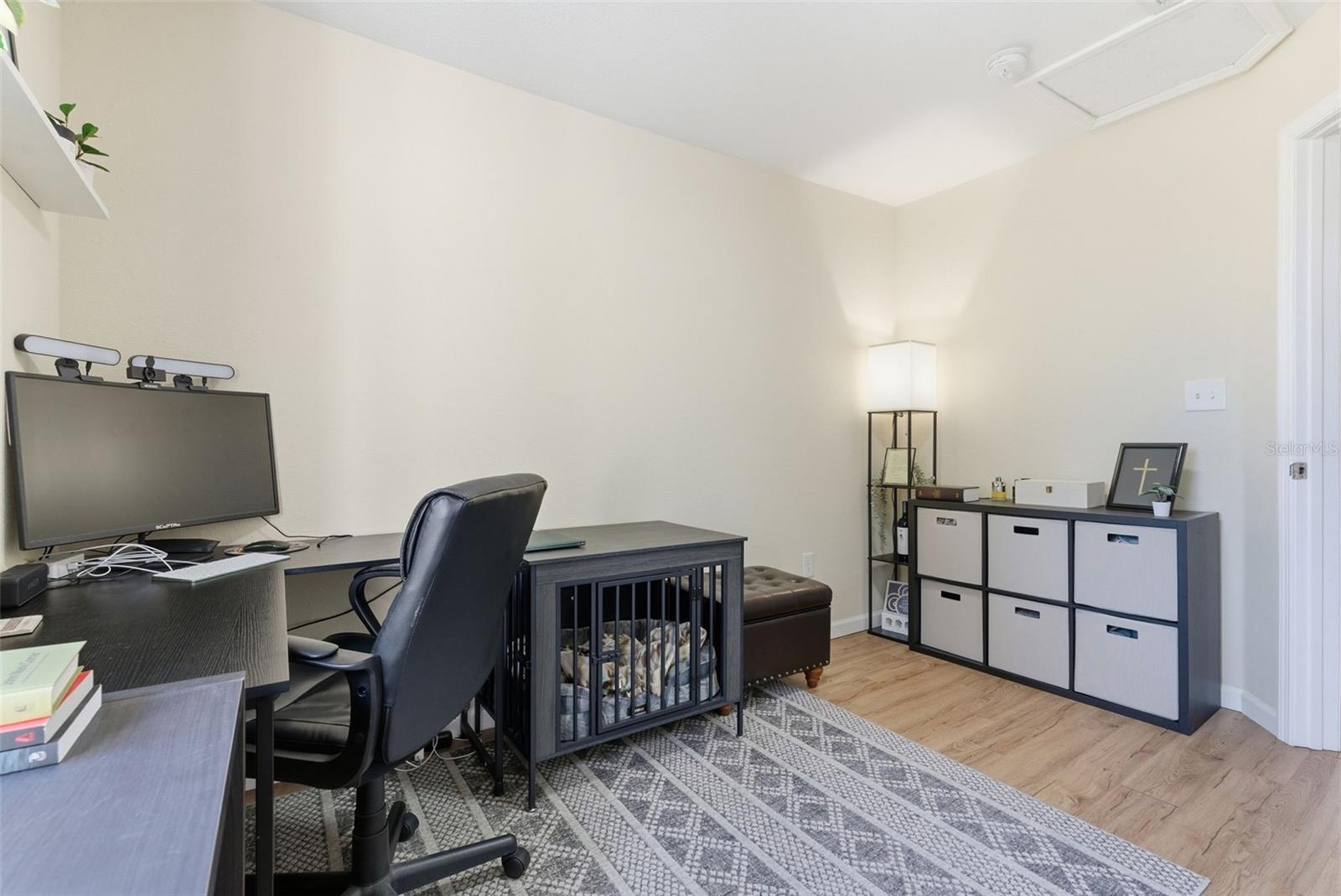 Listing photo id 15 for 7507 Orleans Avenue