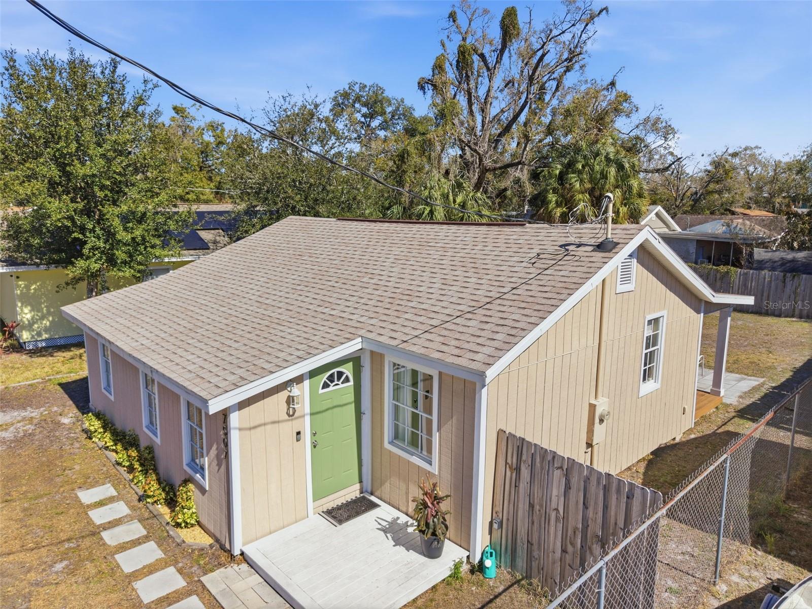 Listing photo id 23 for 7507 Orleans Avenue