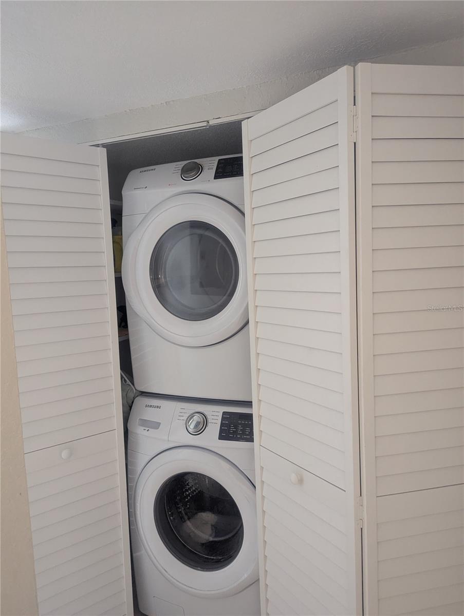 Image 5 of 7 For 14509 Seaford  102