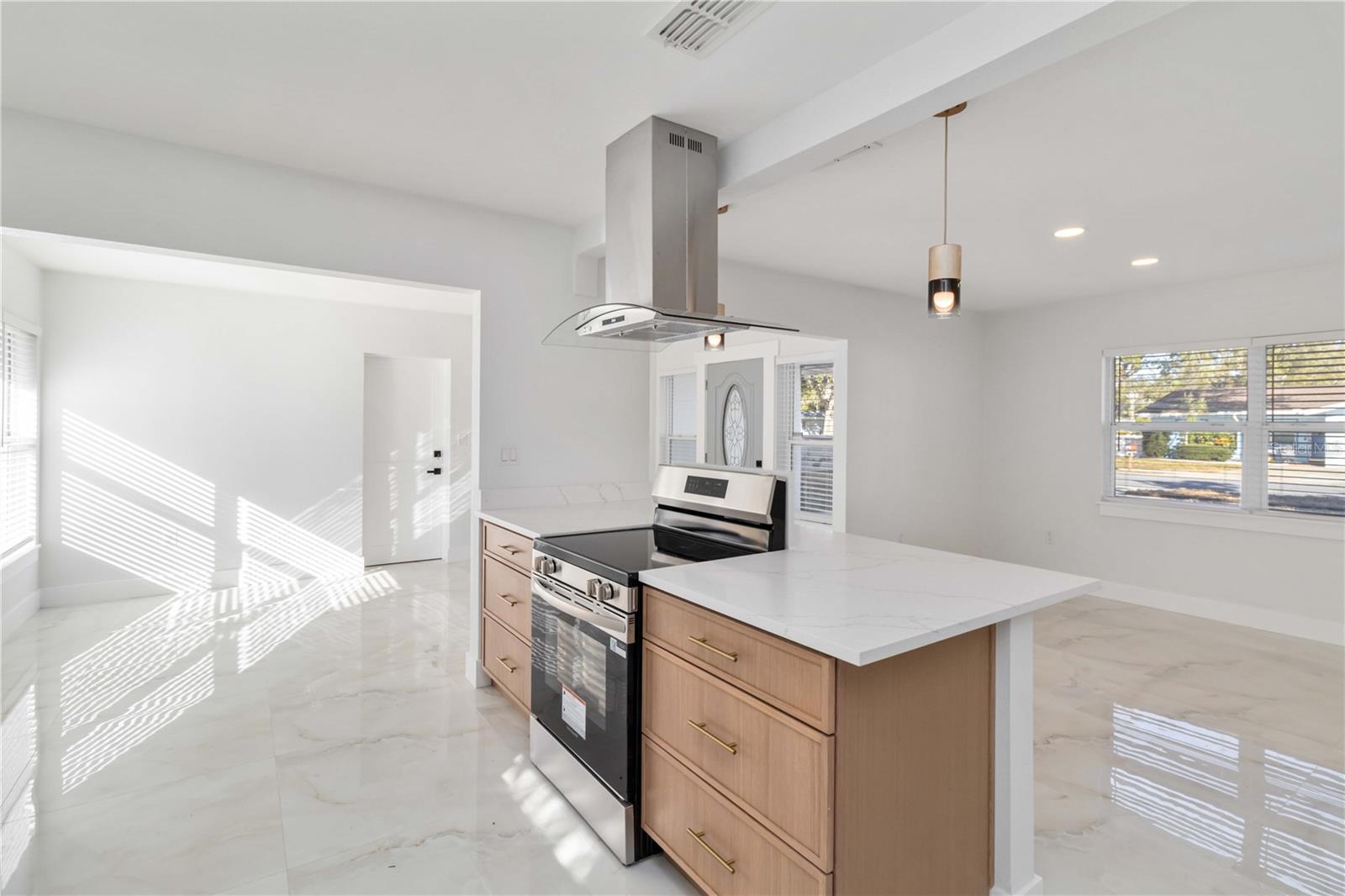 Image 10 of 31 For 540 Milwaukee Avenue