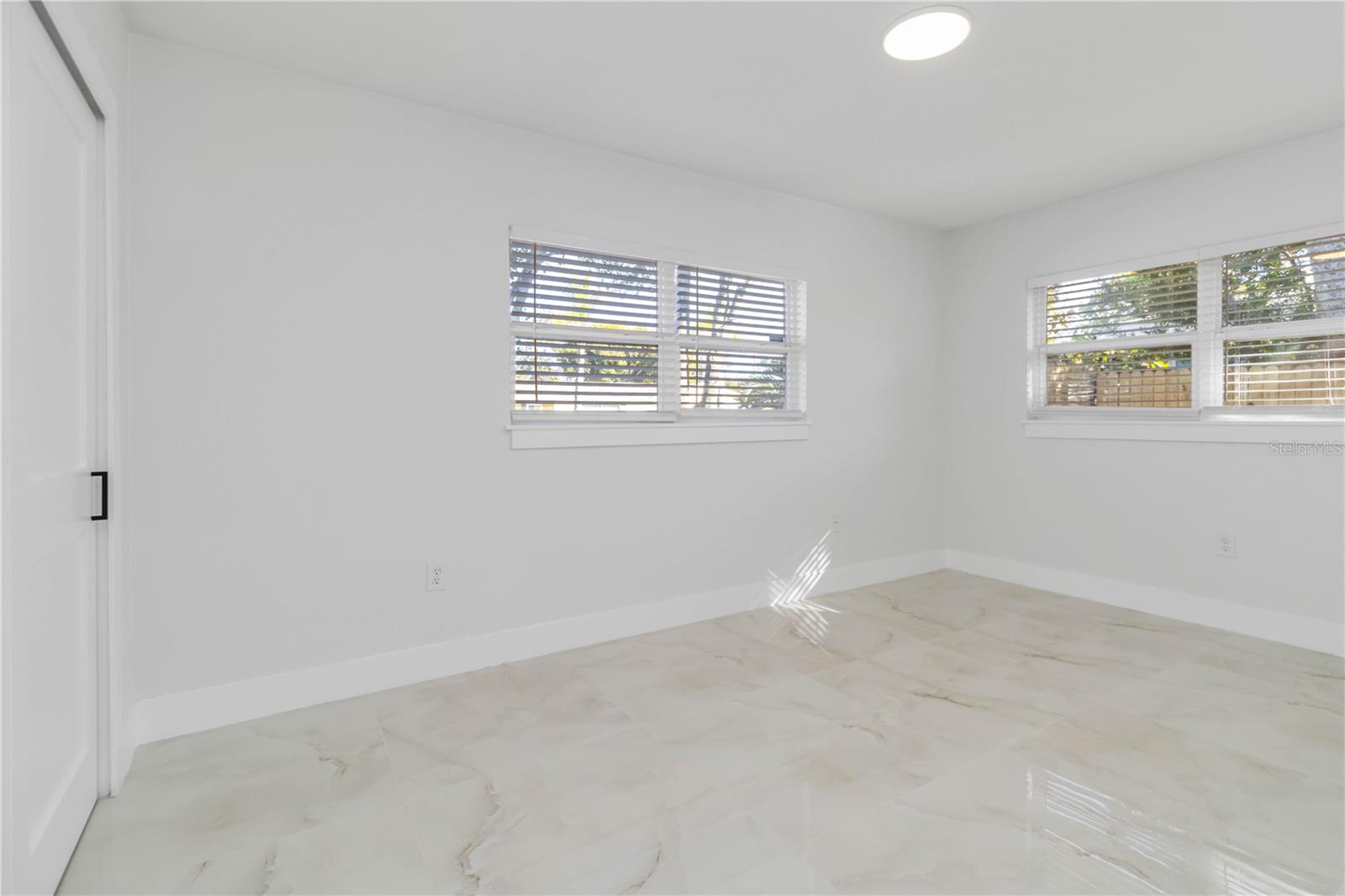 Image 14 of 31 For 540 Milwaukee Avenue