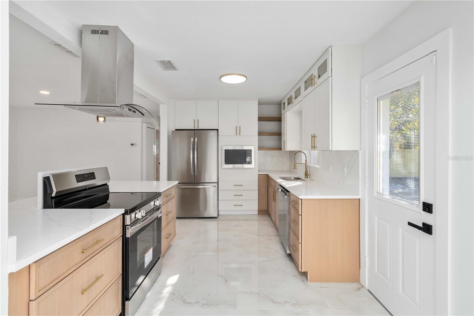 Image 8 of 31 For 540 Milwaukee Avenue