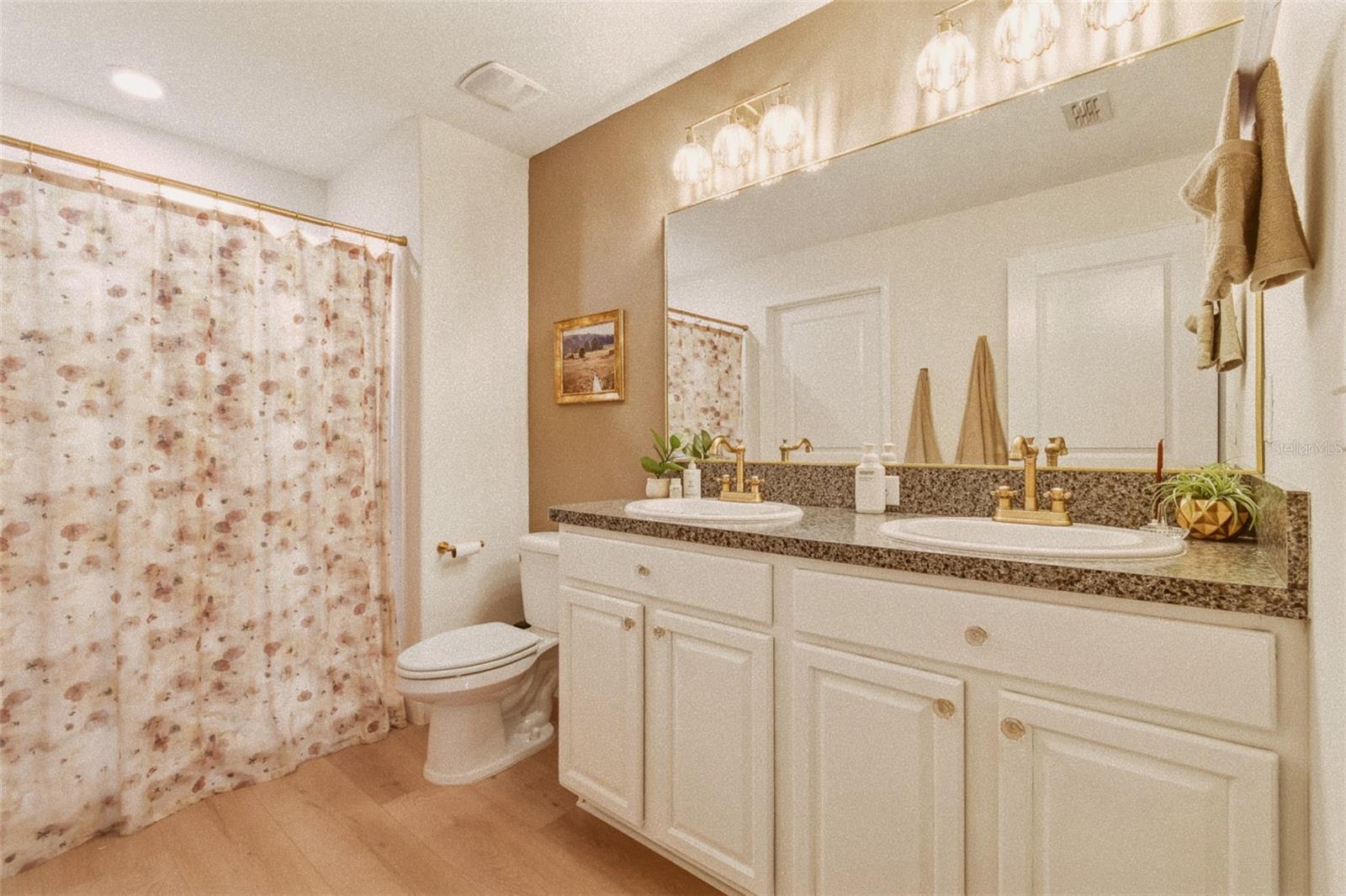 Image 16 of 33 For 4904 Babbling Brook Lane