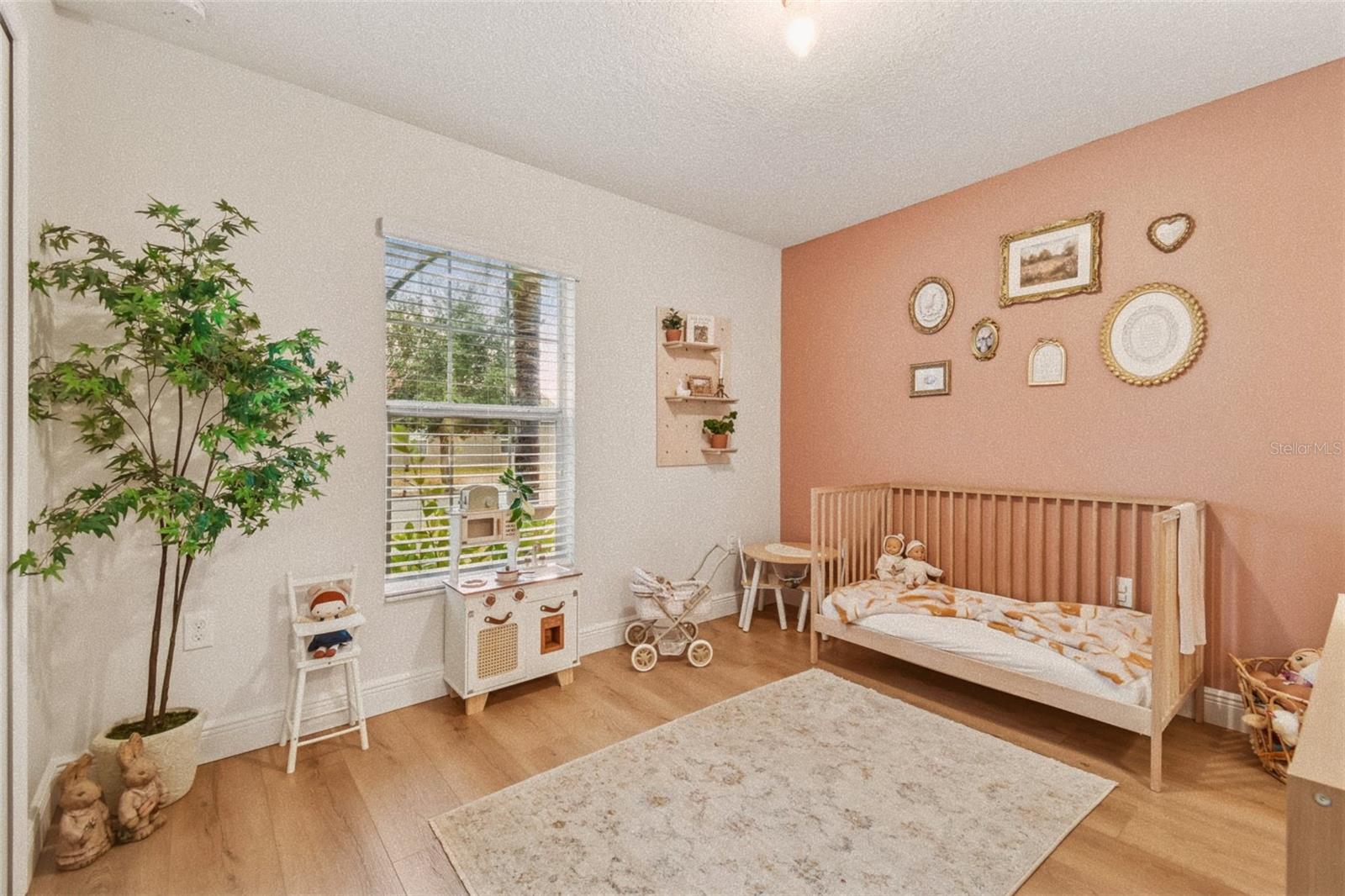 Image 22 of 33 For 4904 Babbling Brook Lane