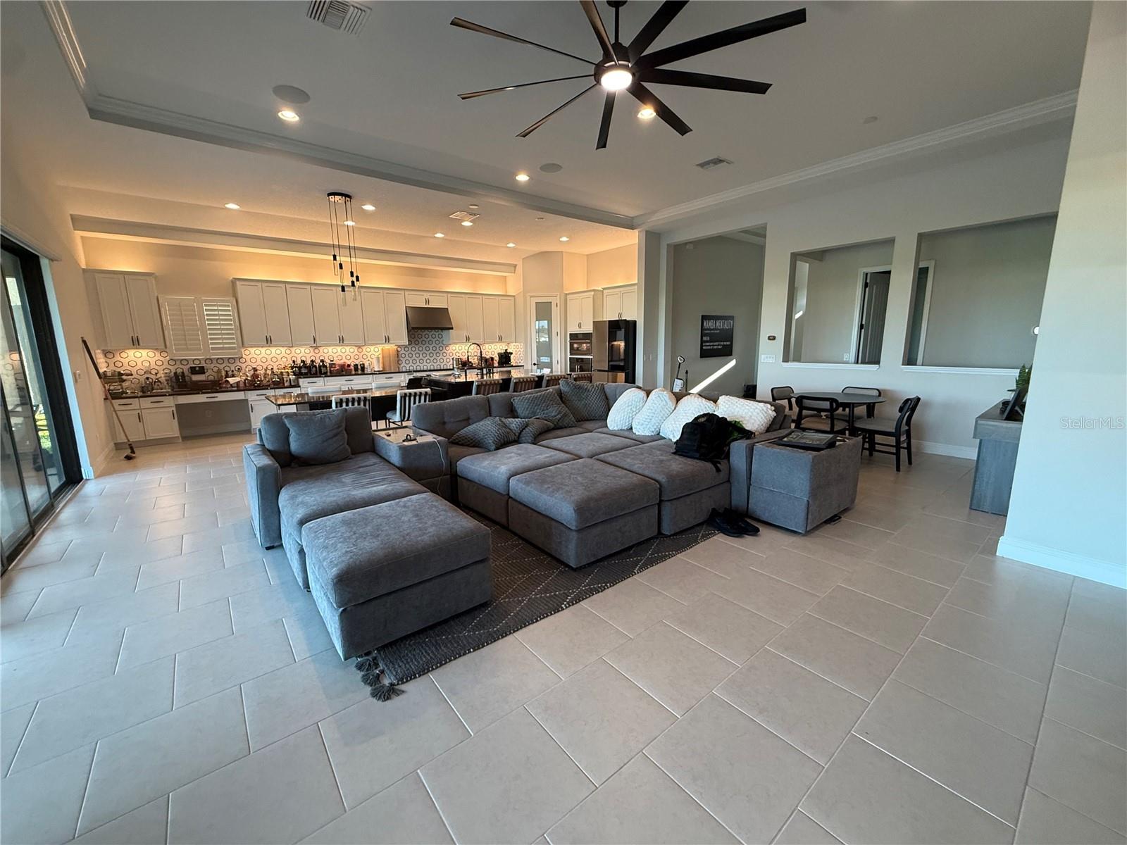 Image 11 of 44 For 10958 Rustic Timber Loop