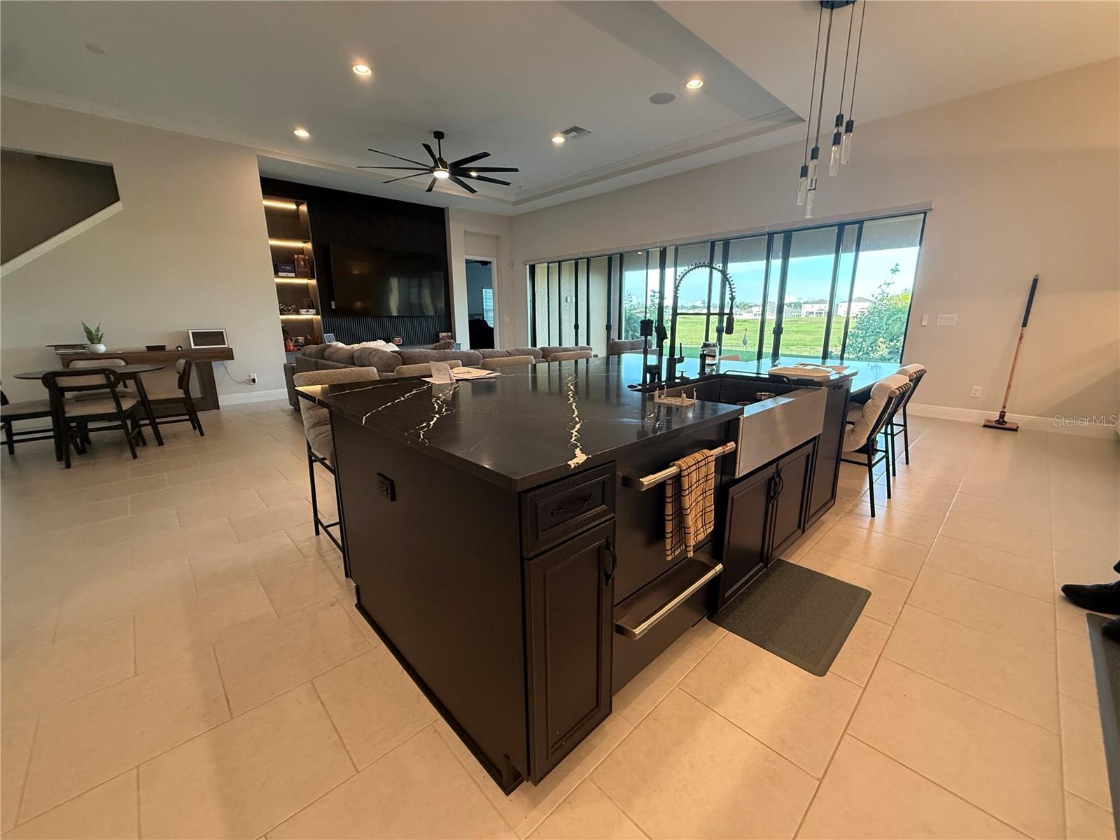 Image 8 of 44 For 10958 Rustic Timber Loop