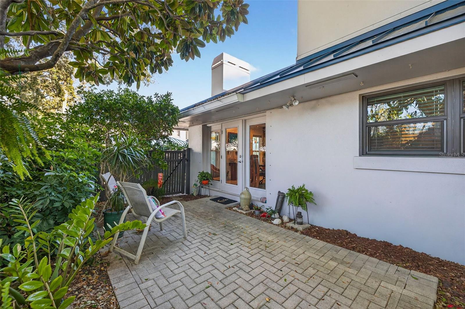 Listing photo id 36 for 1671 Watermark Circle Ne