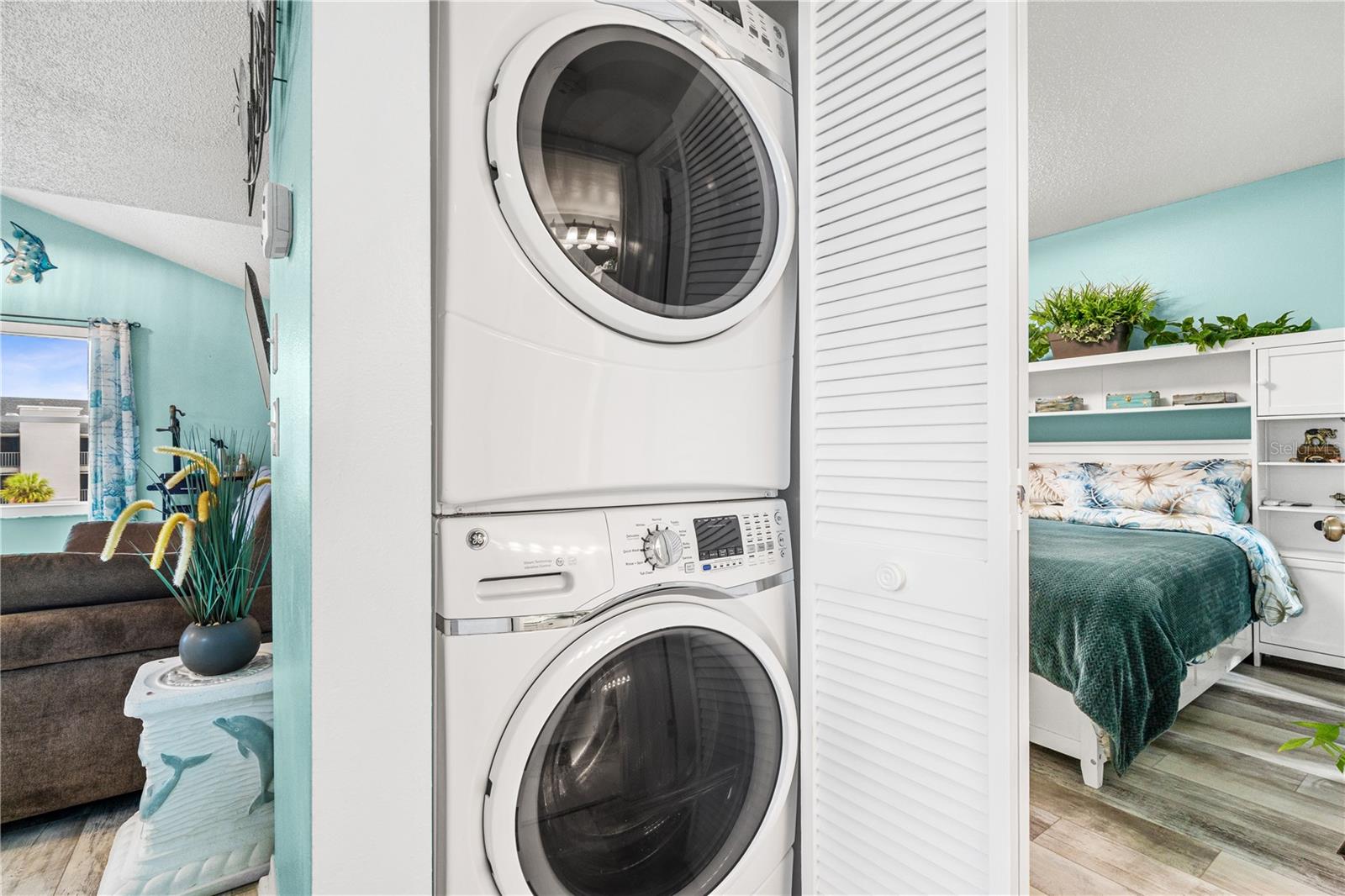 Image 17 of 31 For 5722 Biscayne Court 308