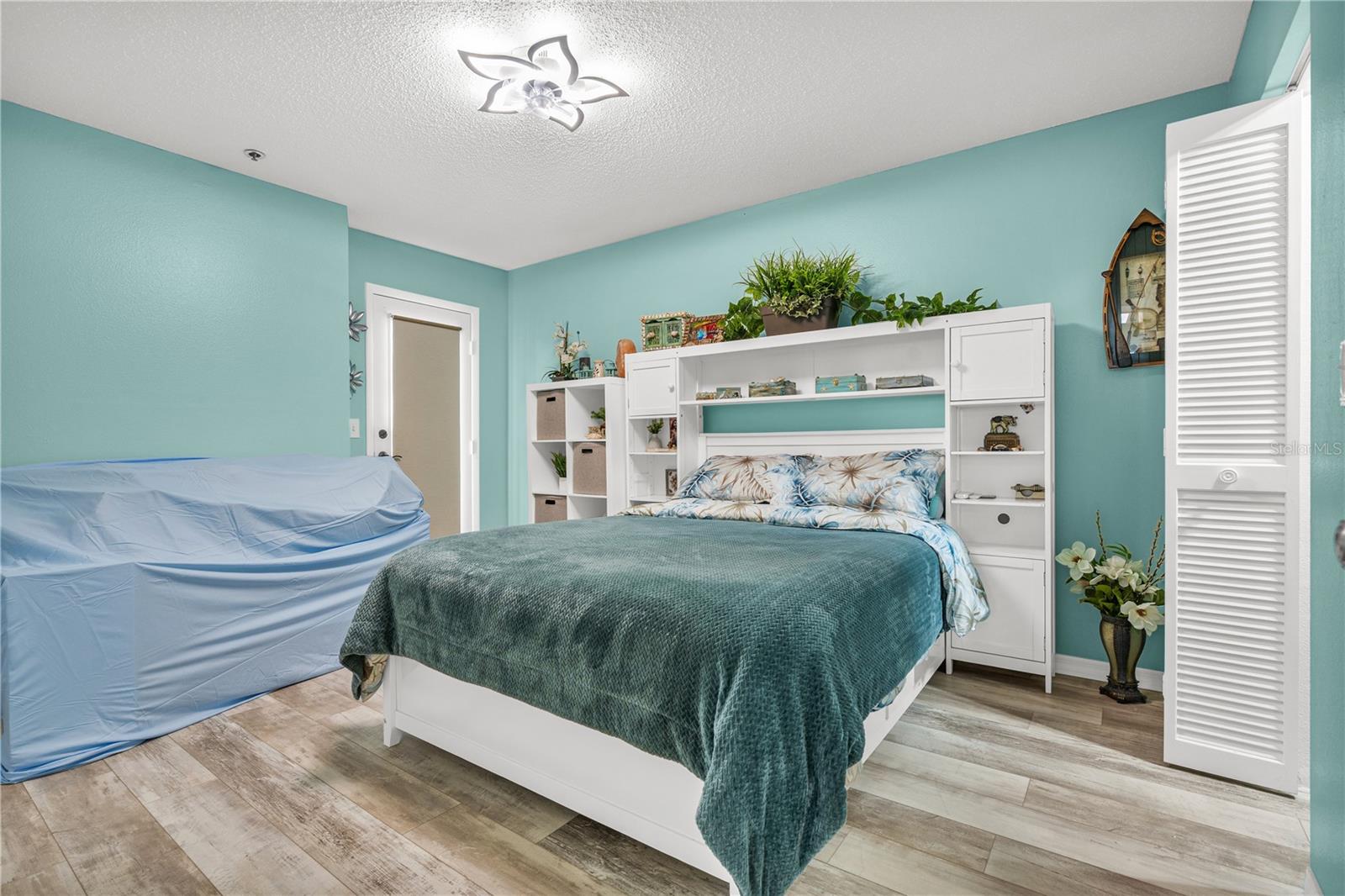 Image 18 of 31 For 5722 Biscayne Court 308