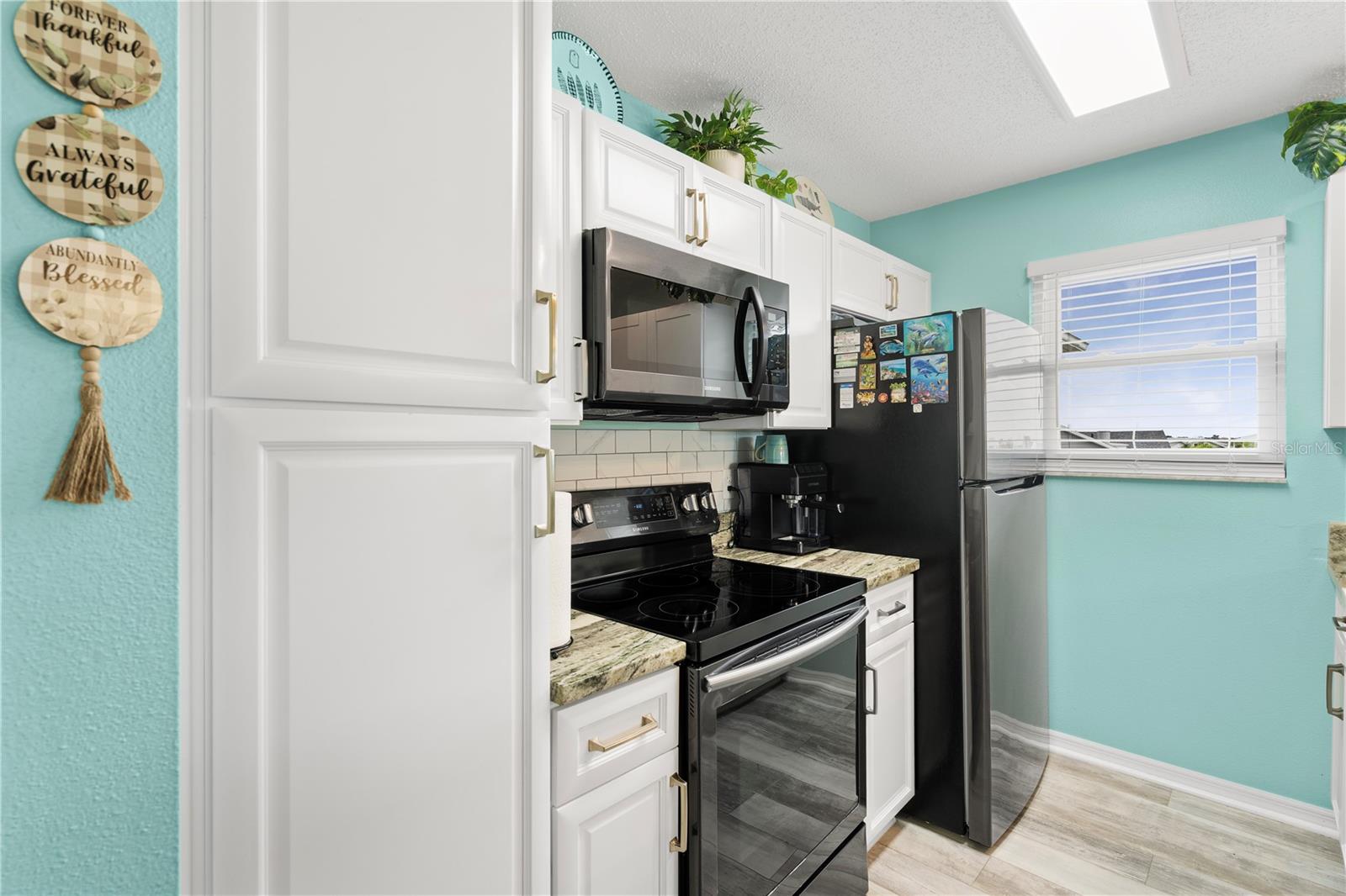 Image 7 of 31 For 5722 Biscayne Court 308