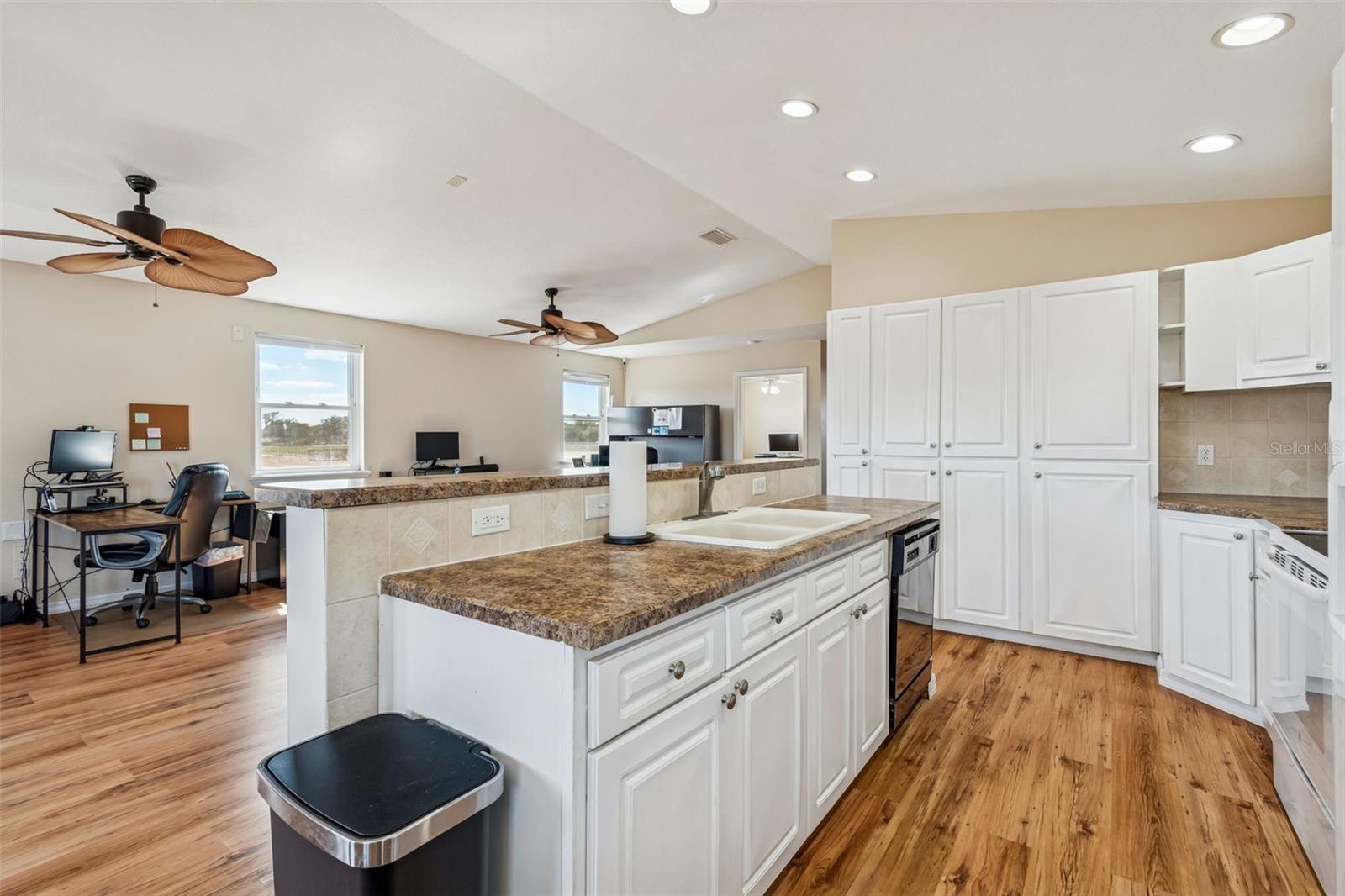 Image 19 of 96 For 4026 Mcintosh Estates Lane