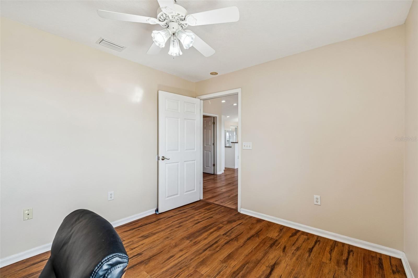 Image 32 of 96 For 4026 Mcintosh Estates Lane