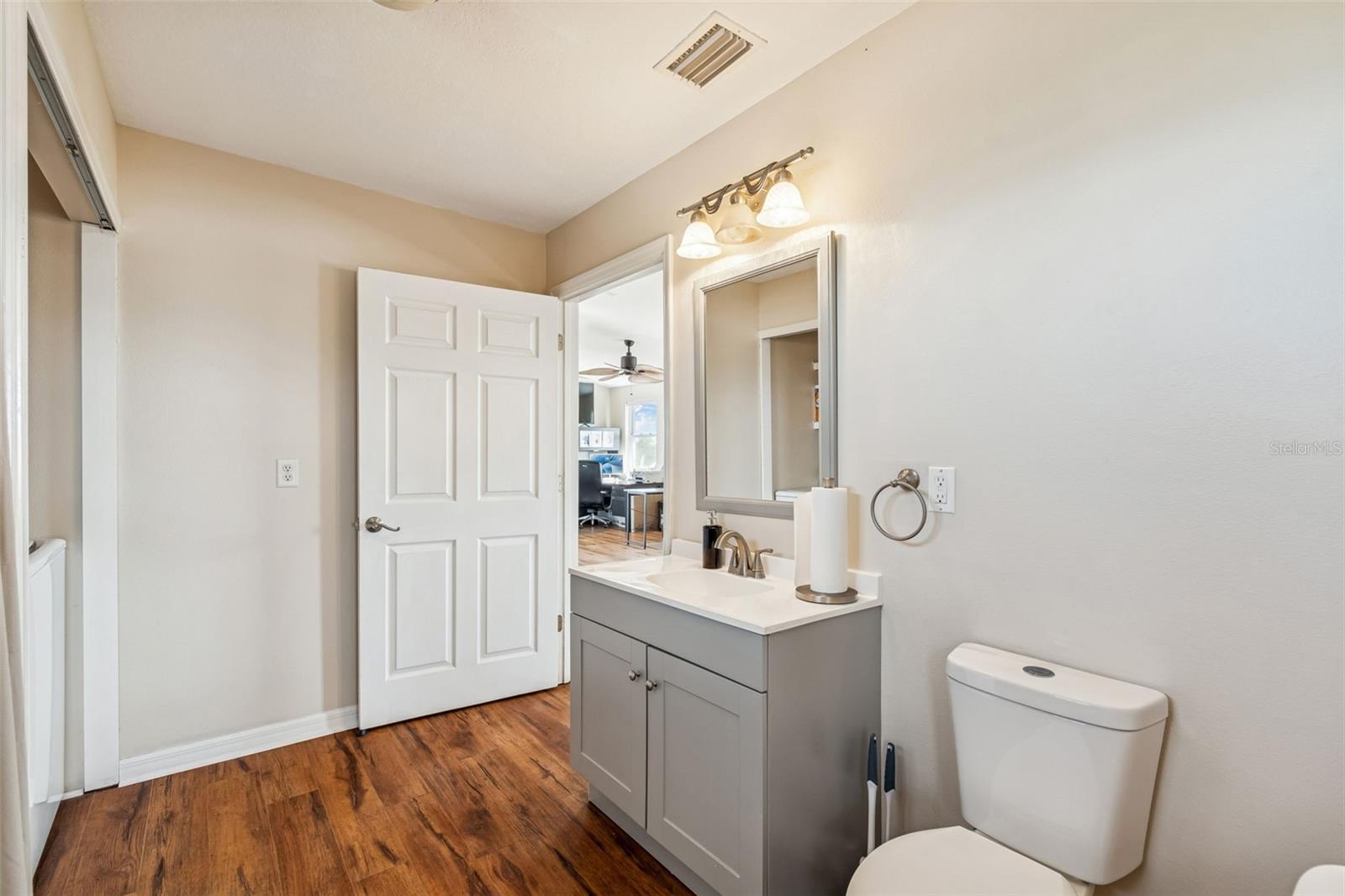 Image 38 of 96 For 4026 Mcintosh Estates Lane