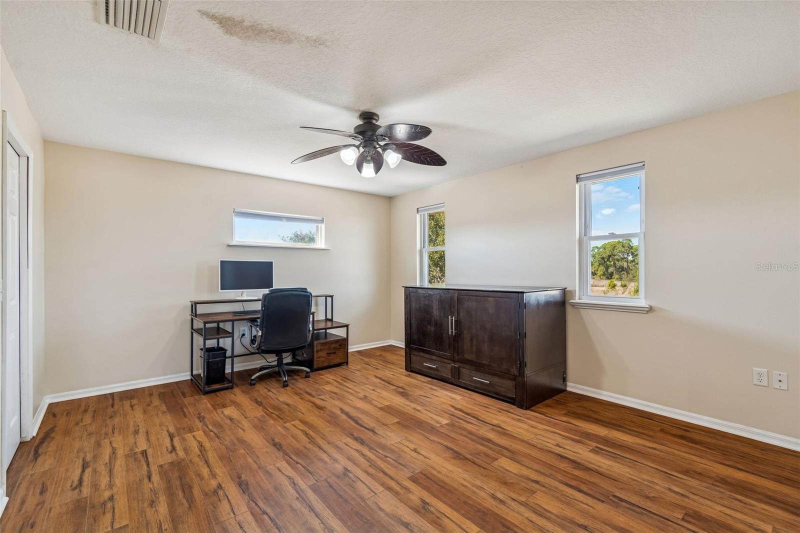 Image 41 of 96 For 4026 Mcintosh Estates Lane