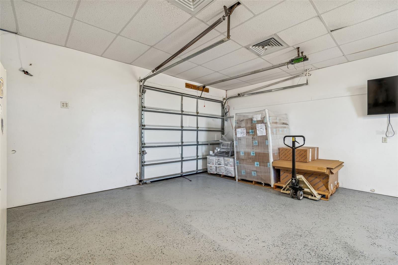 Image 58 of 96 For 4026 Mcintosh Estates Lane