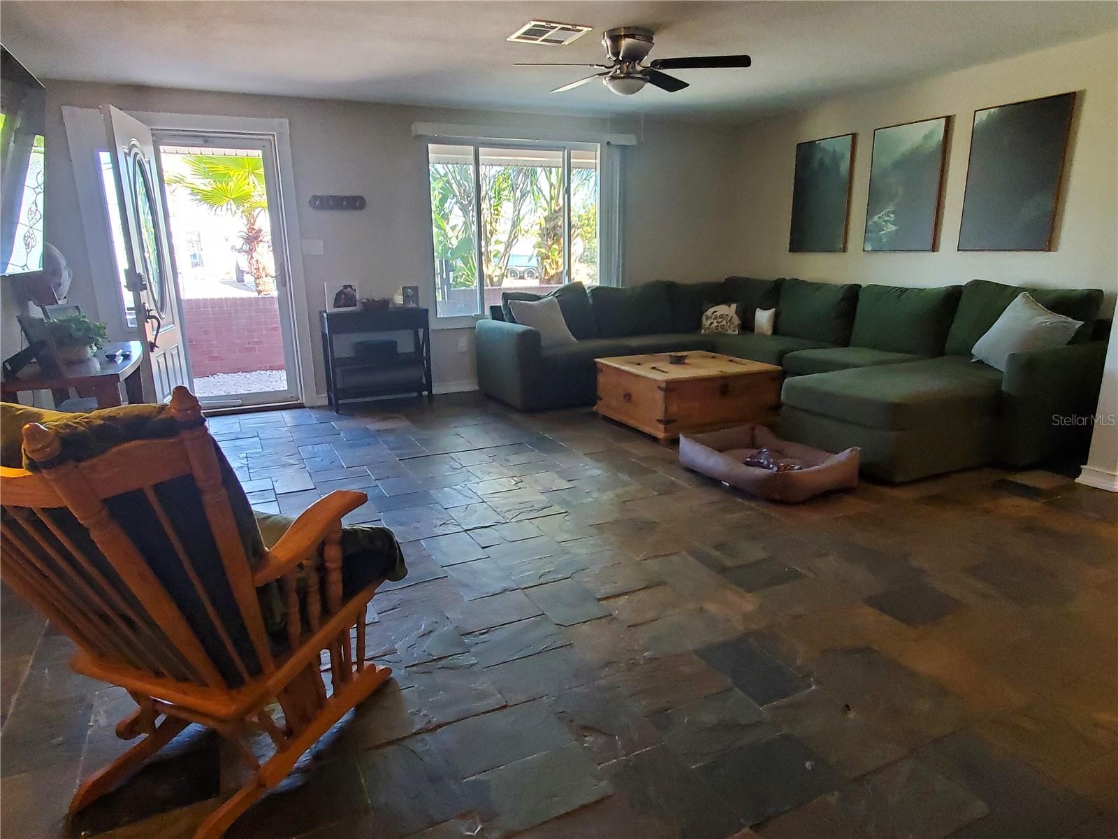 Image 8 of 47 For 7702 Rosewood Drive