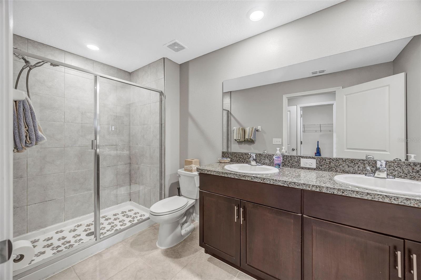 Image 15 of 29 For 13247 Dupree Hills Place