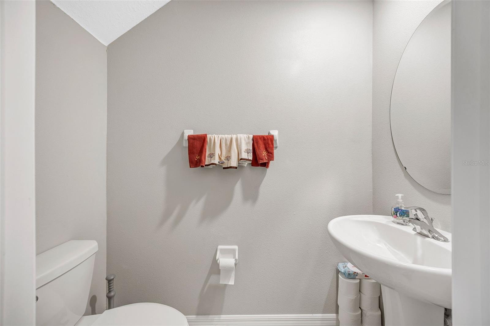 Image 6 of 29 For 13247 Dupree Hills Place