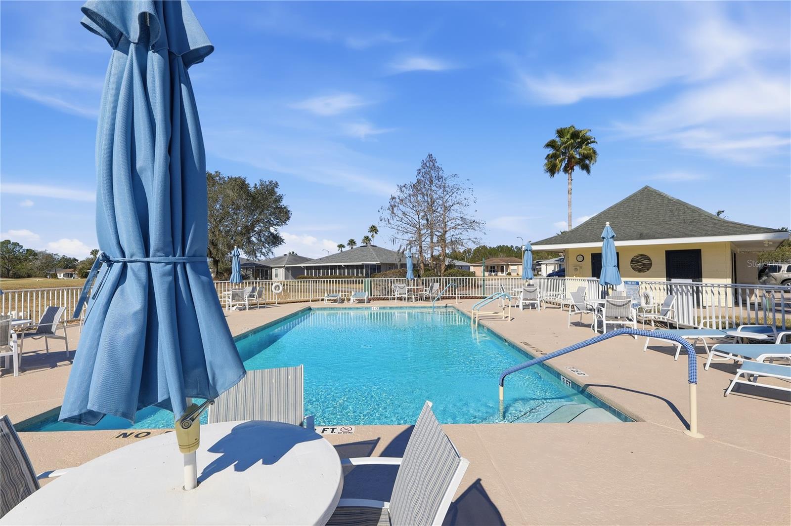 Listing photo id 33 for 29406 Zeller Avenue