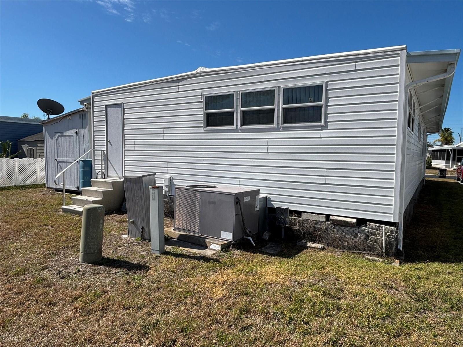 Image 28 of 33 For 13225 101st Street 144