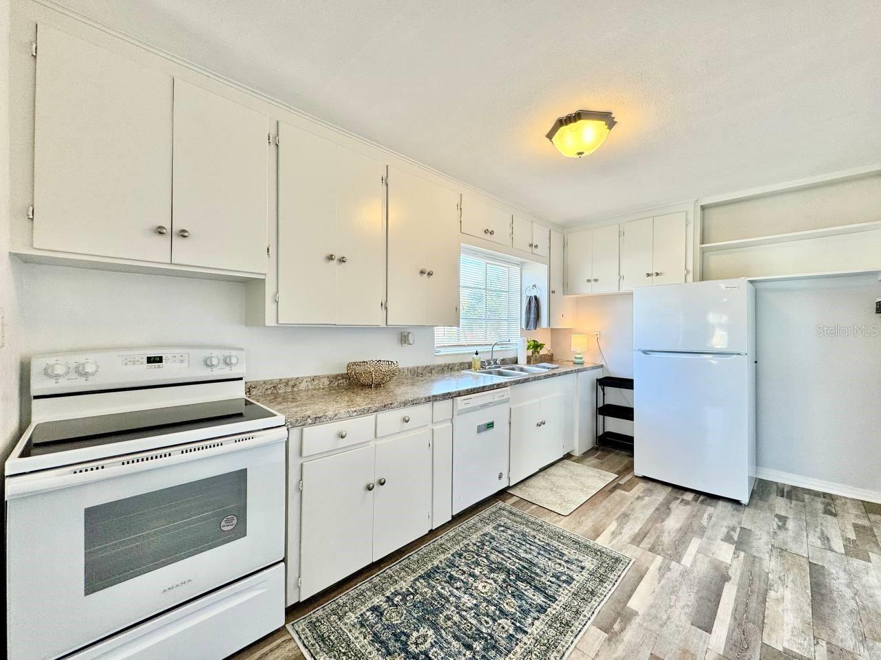 Image 10 of 24 For 508 Macdill Avenue