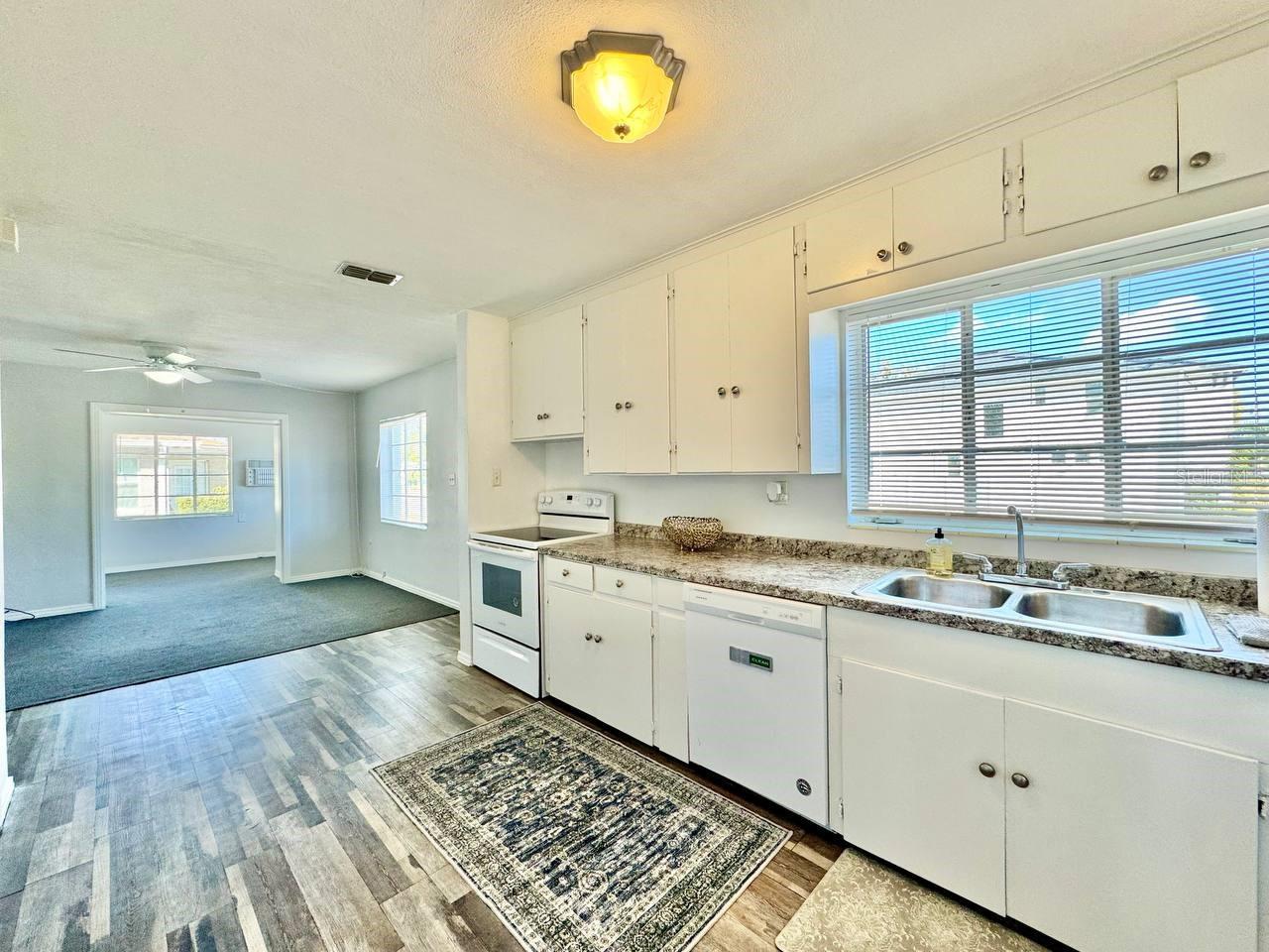 Image 11 of 24 For 508 Macdill Avenue