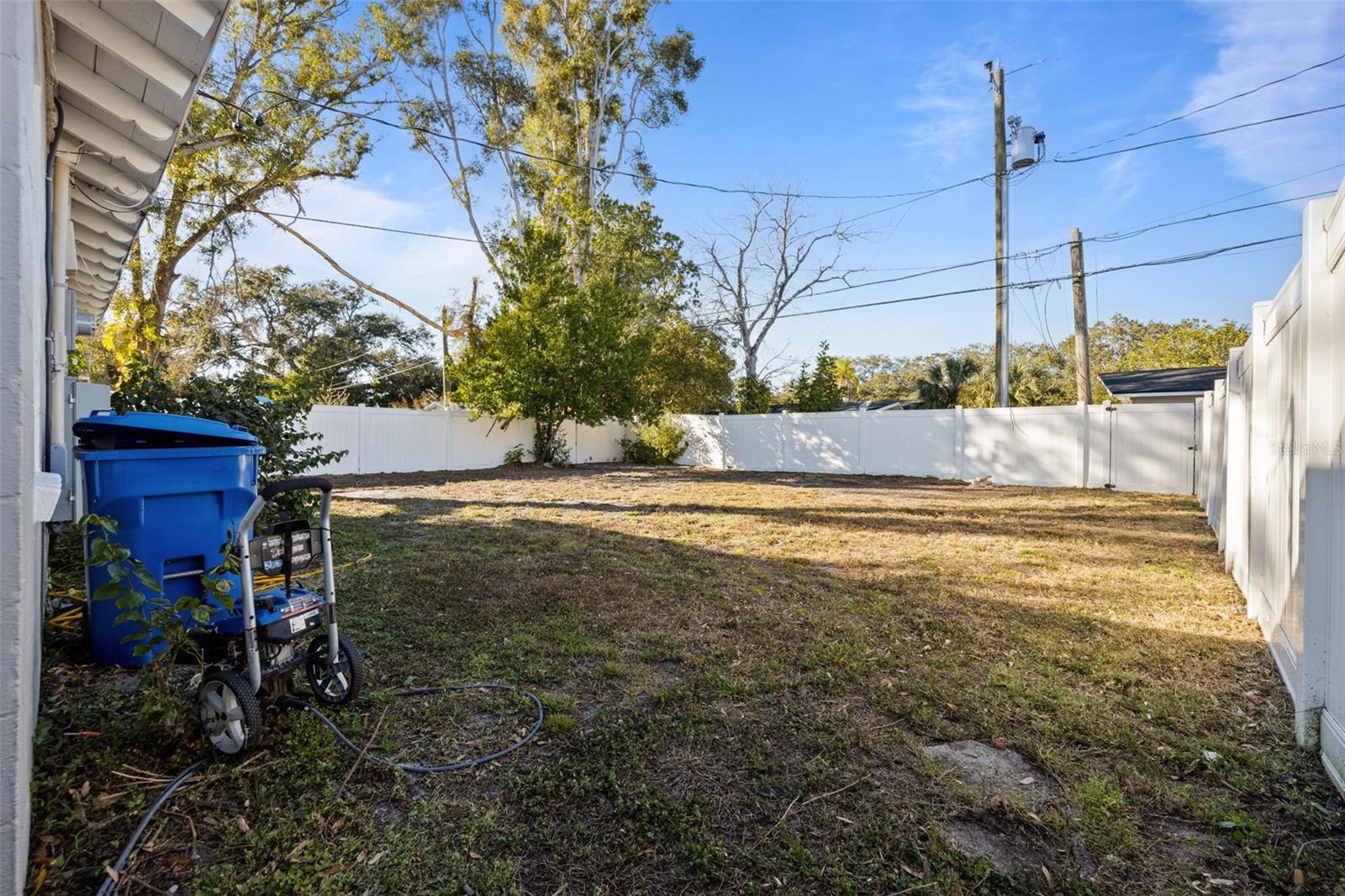 Image 32 of 37 For 3821 6th Avenue N