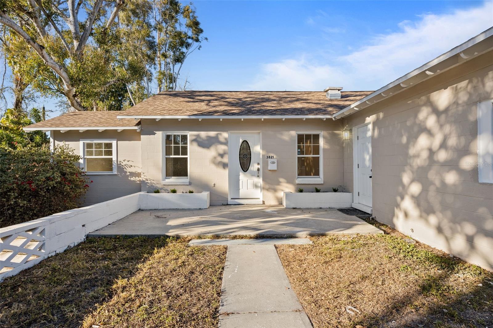 Image 4 of 37 For 3821 6th Avenue N