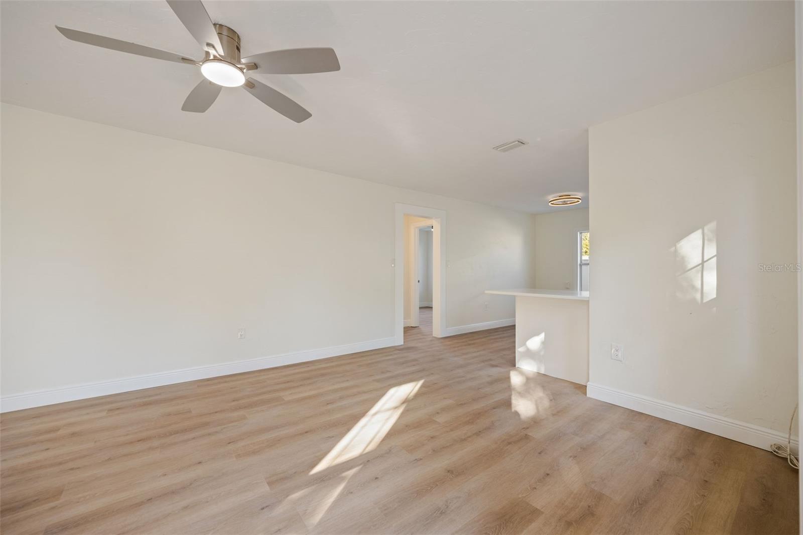 Image 8 of 37 For 3821 6th Avenue N