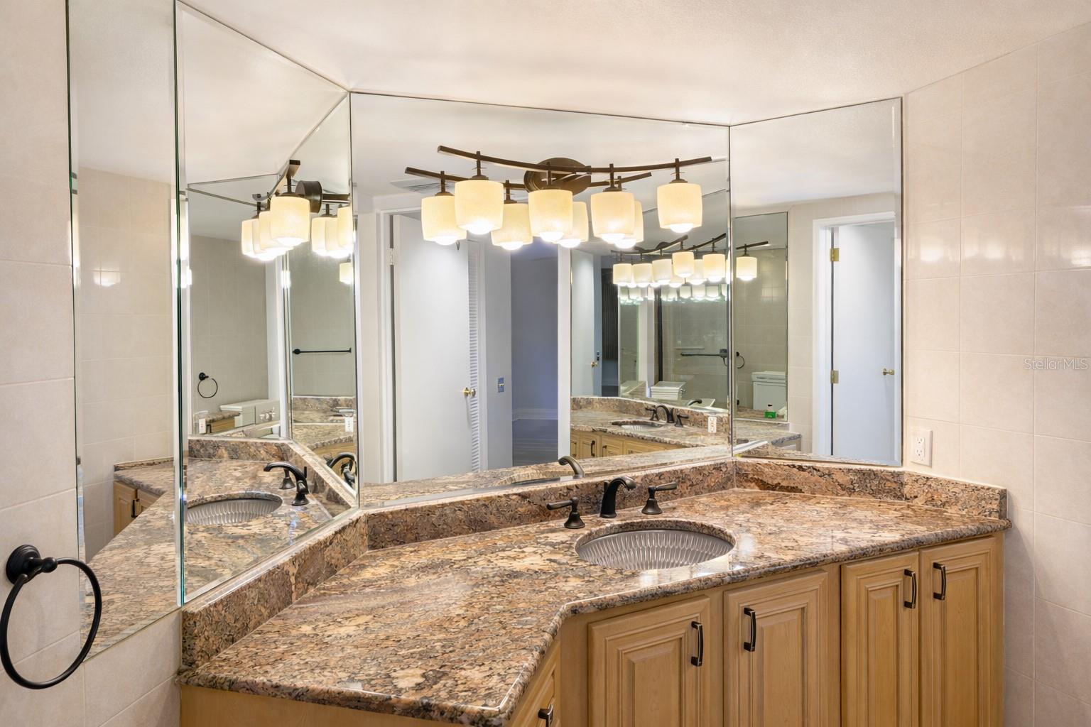 Image 13 of 33 For 2333 Feather Sound Drive A301