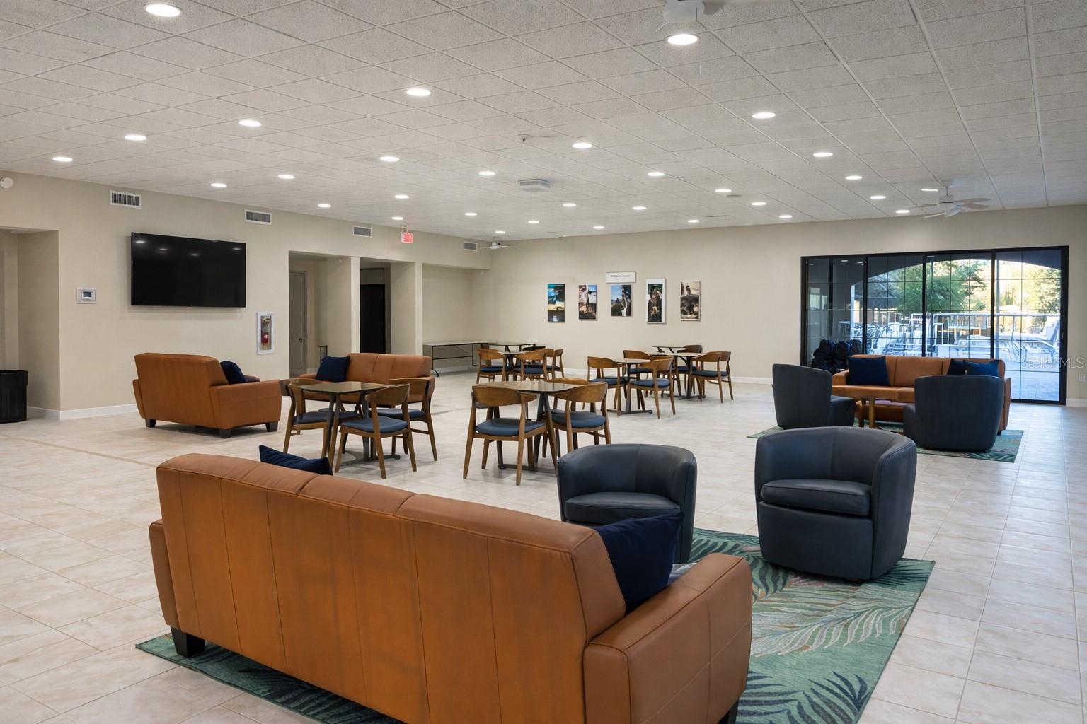 Image 24 of 33 For 2333 Feather Sound Drive A301