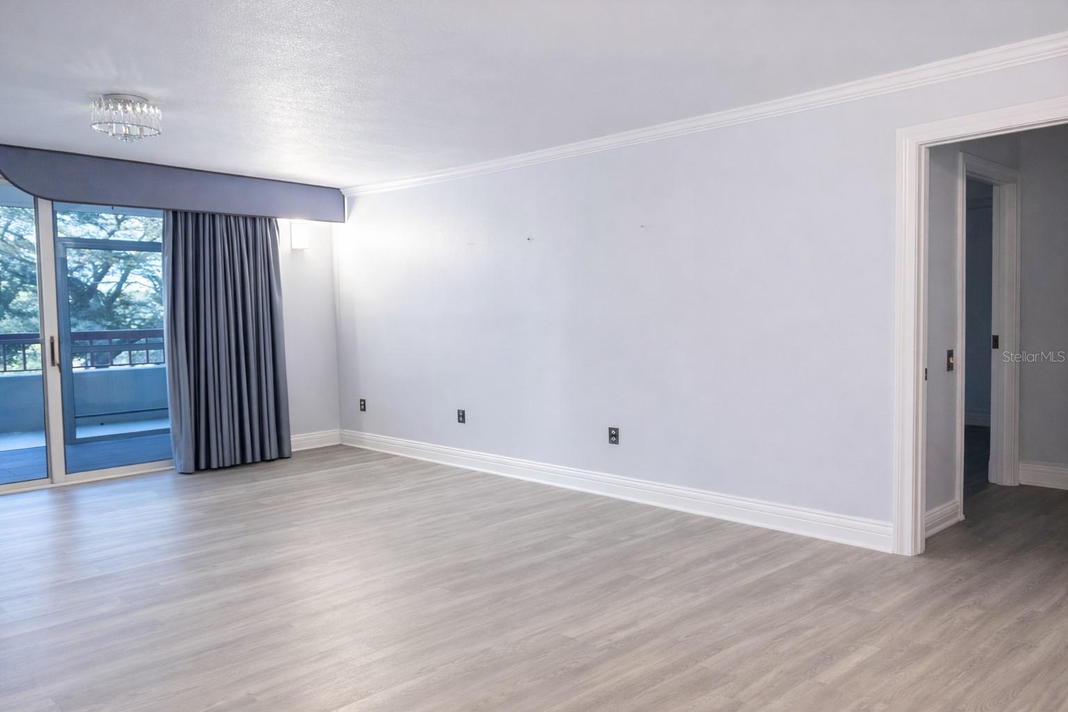 Image 8 of 33 For 2333 Feather Sound Drive A301