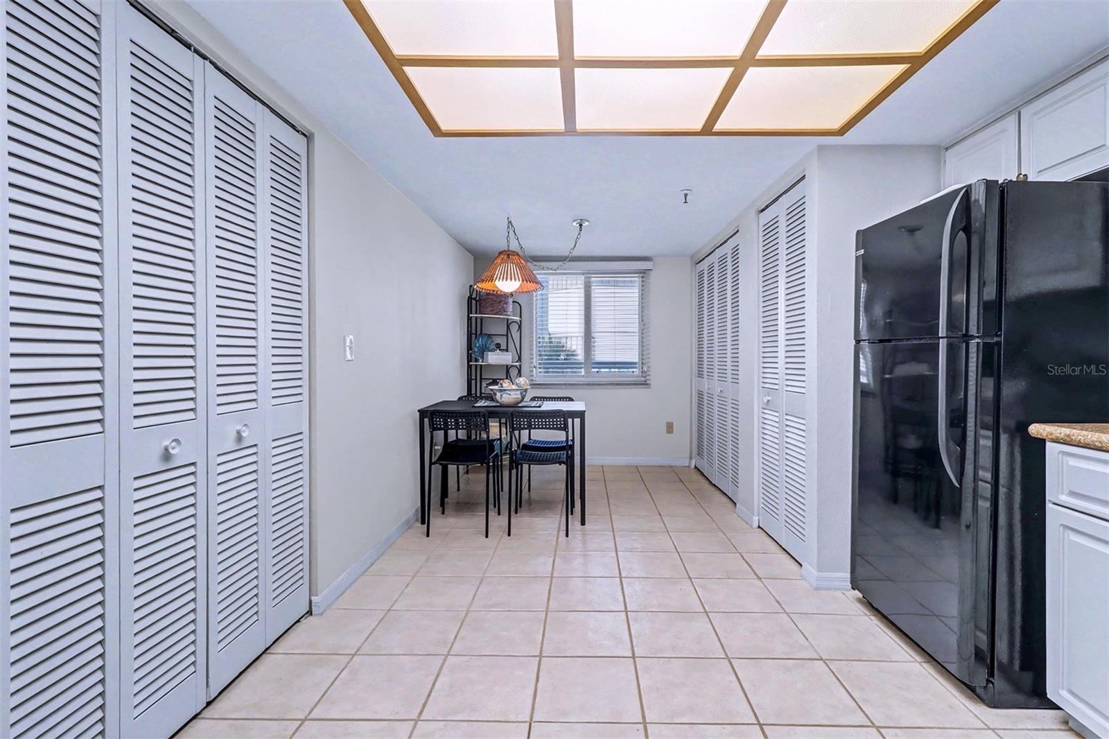 Image 17 of 43 For 18400 Gulf Boulevard 1302