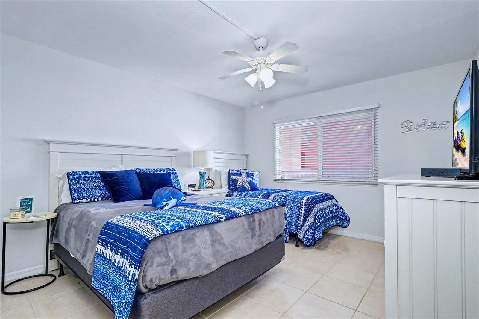 Image 29 of 43 For 18400 Gulf Boulevard 1302