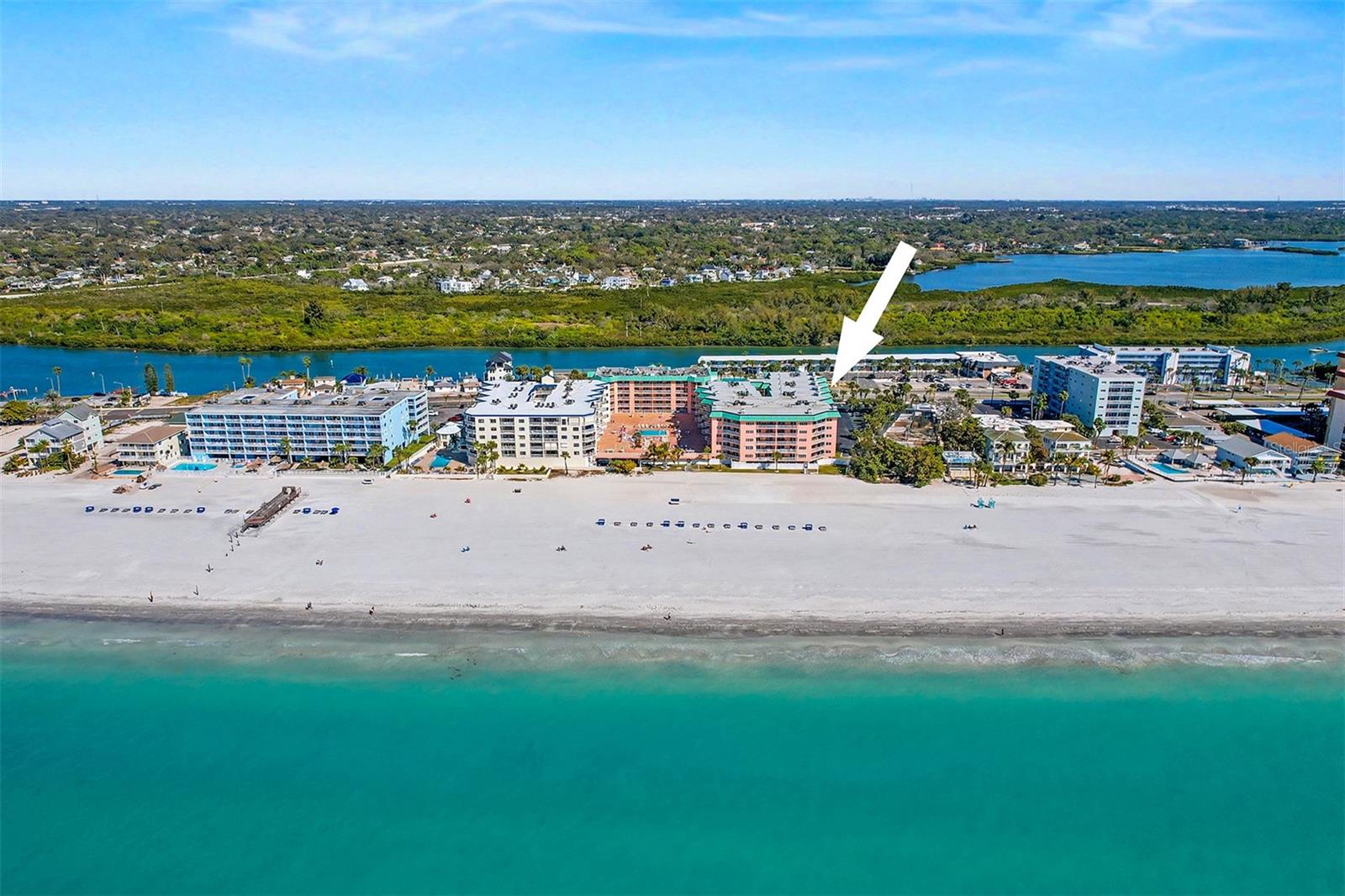 Image 41 of 43 For 18400 Gulf Boulevard 1302