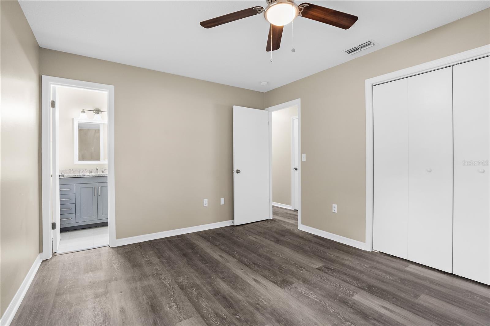 Image 15 of 31 For 5400 62nd Place