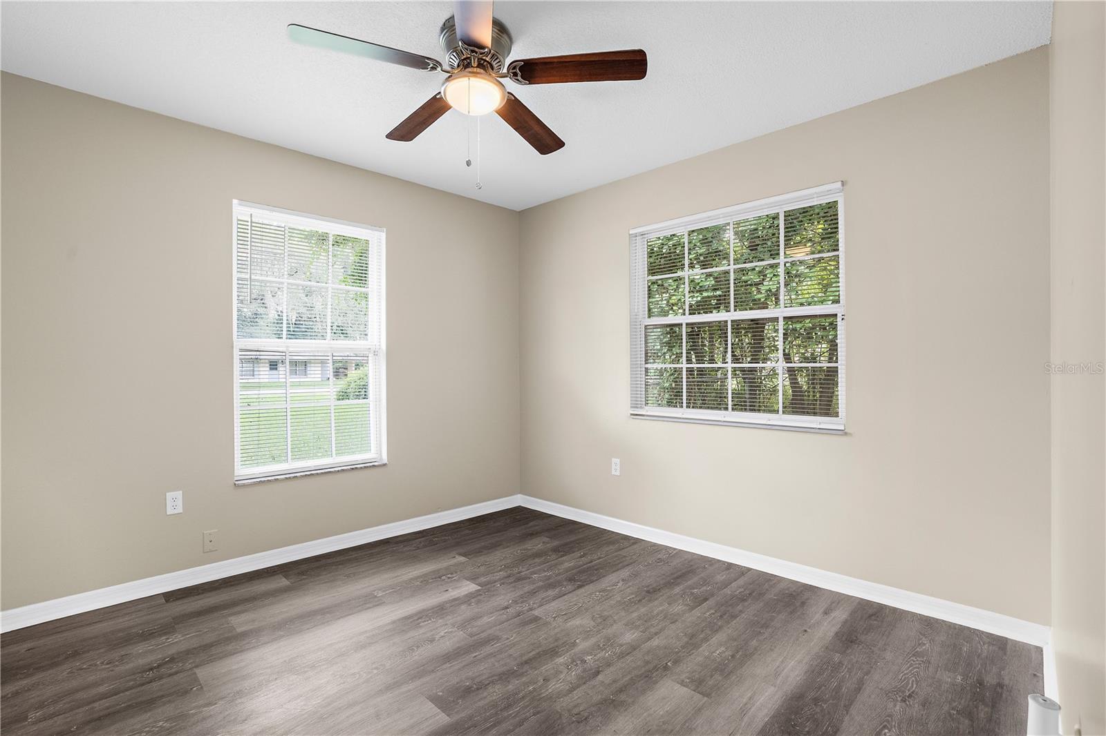 Image 17 of 31 For 5400 62nd Place