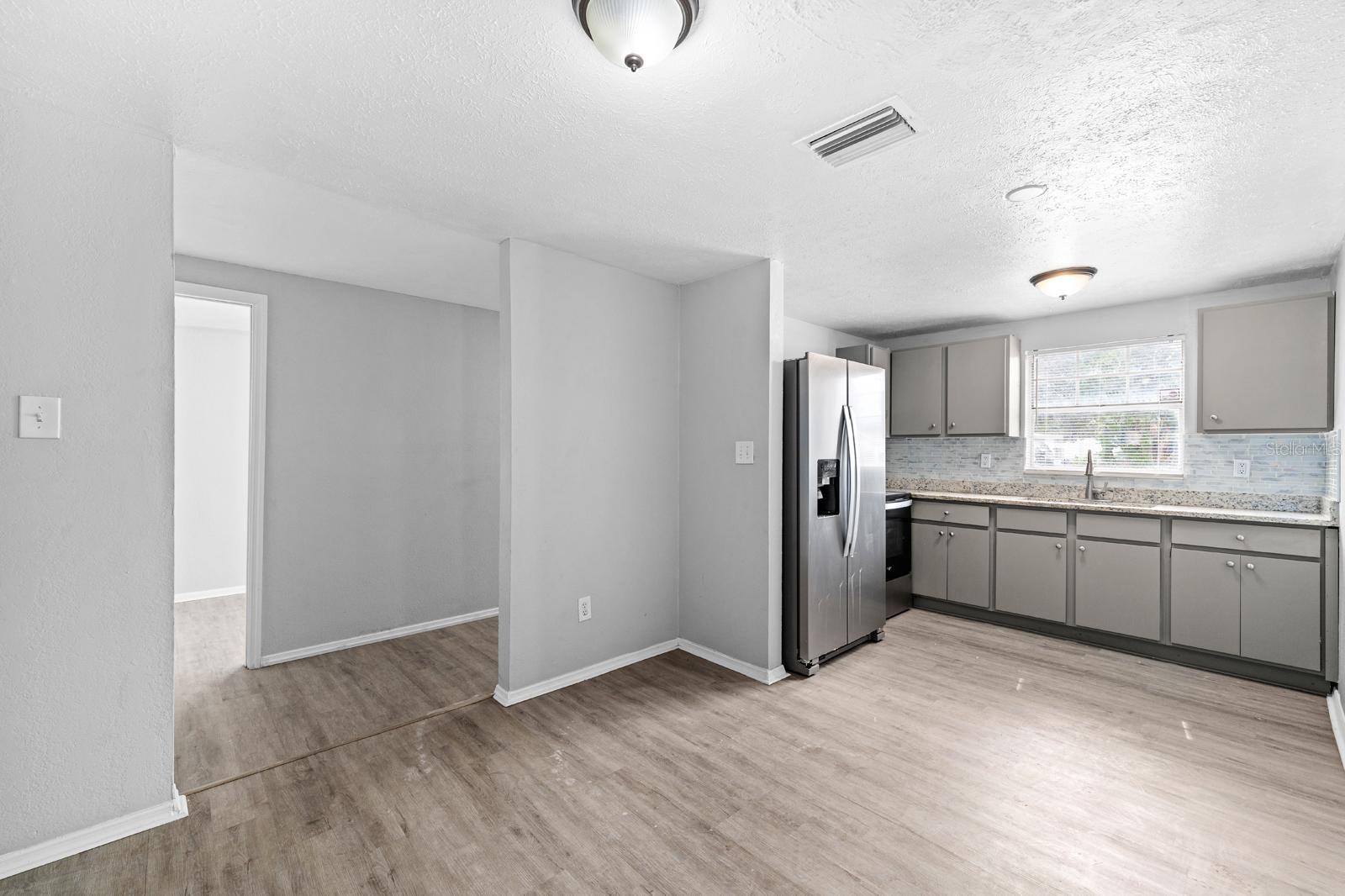 Image 14 of 23 For 4220 Powhatan Avenue