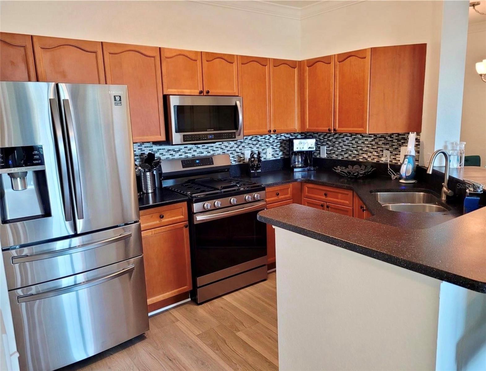 Image 3 of 44 For 2709 Via Cipriani  531b