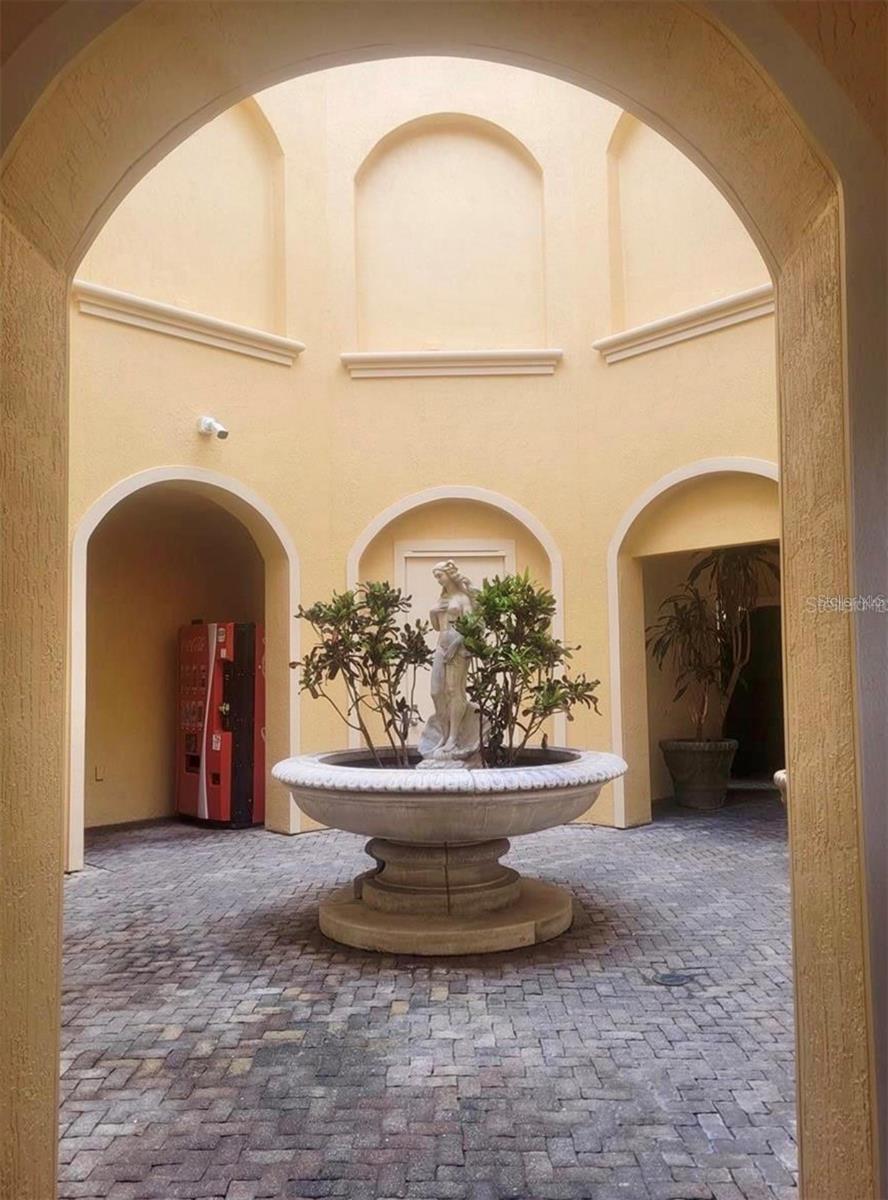 Image 32 of 44 For 2709 Via Cipriani  531b