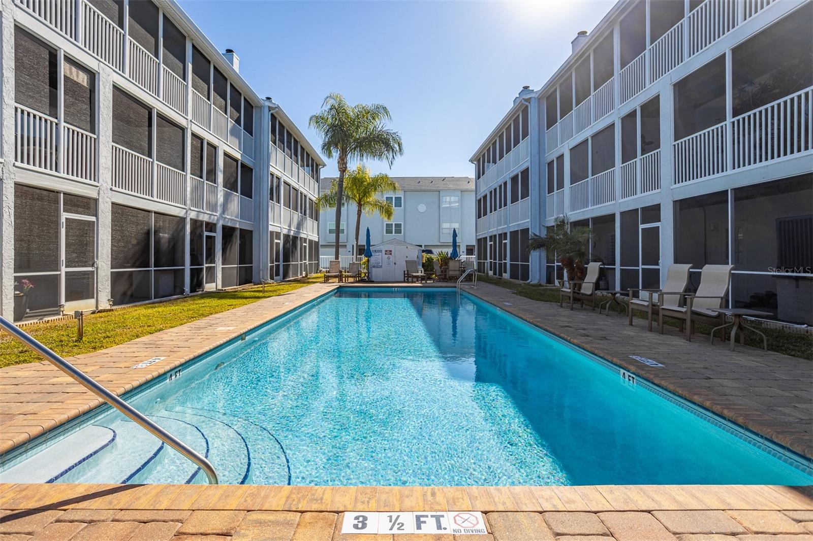 Image 11 of 85 For 545 Pinellas Bayway S 301