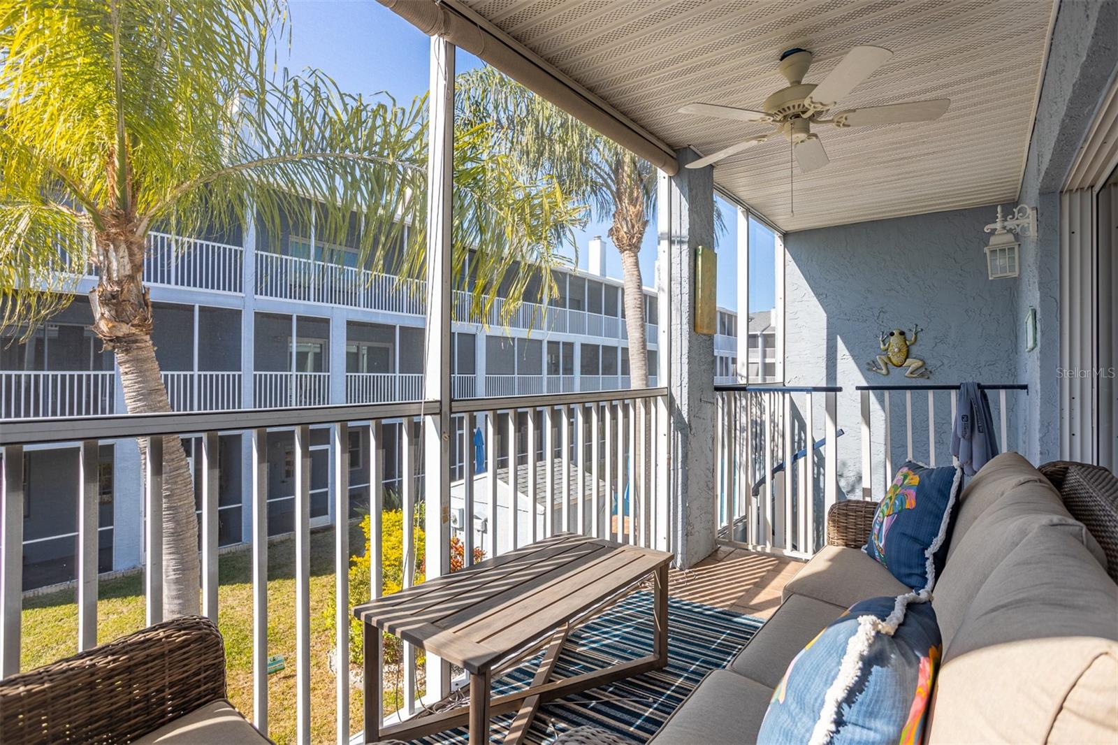 Image 16 of 85 For 545 Pinellas Bayway S 301